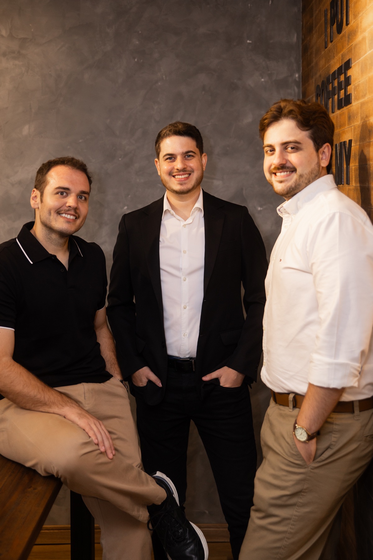 Equipe Tripoli no escritório